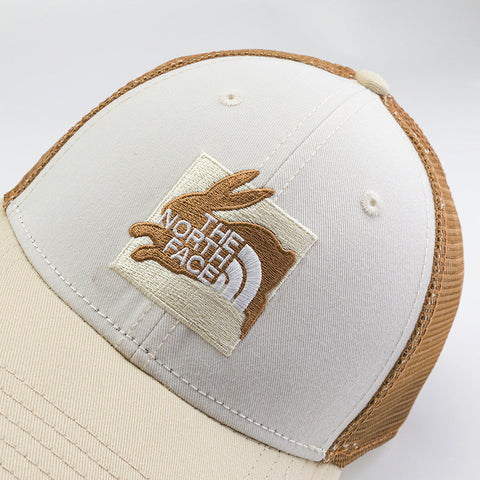 The North Face Unisex Mudder Trucker Cap Gardenia White/Gravel/CNY